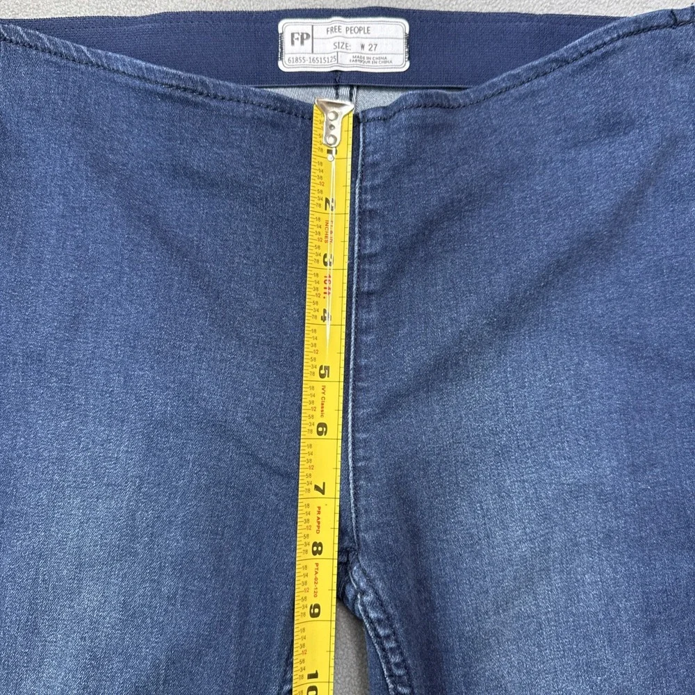 Free‎ People Jeans Womens 27 Blue Indigo Flare Low Rise Pull On Retro 70s Denim